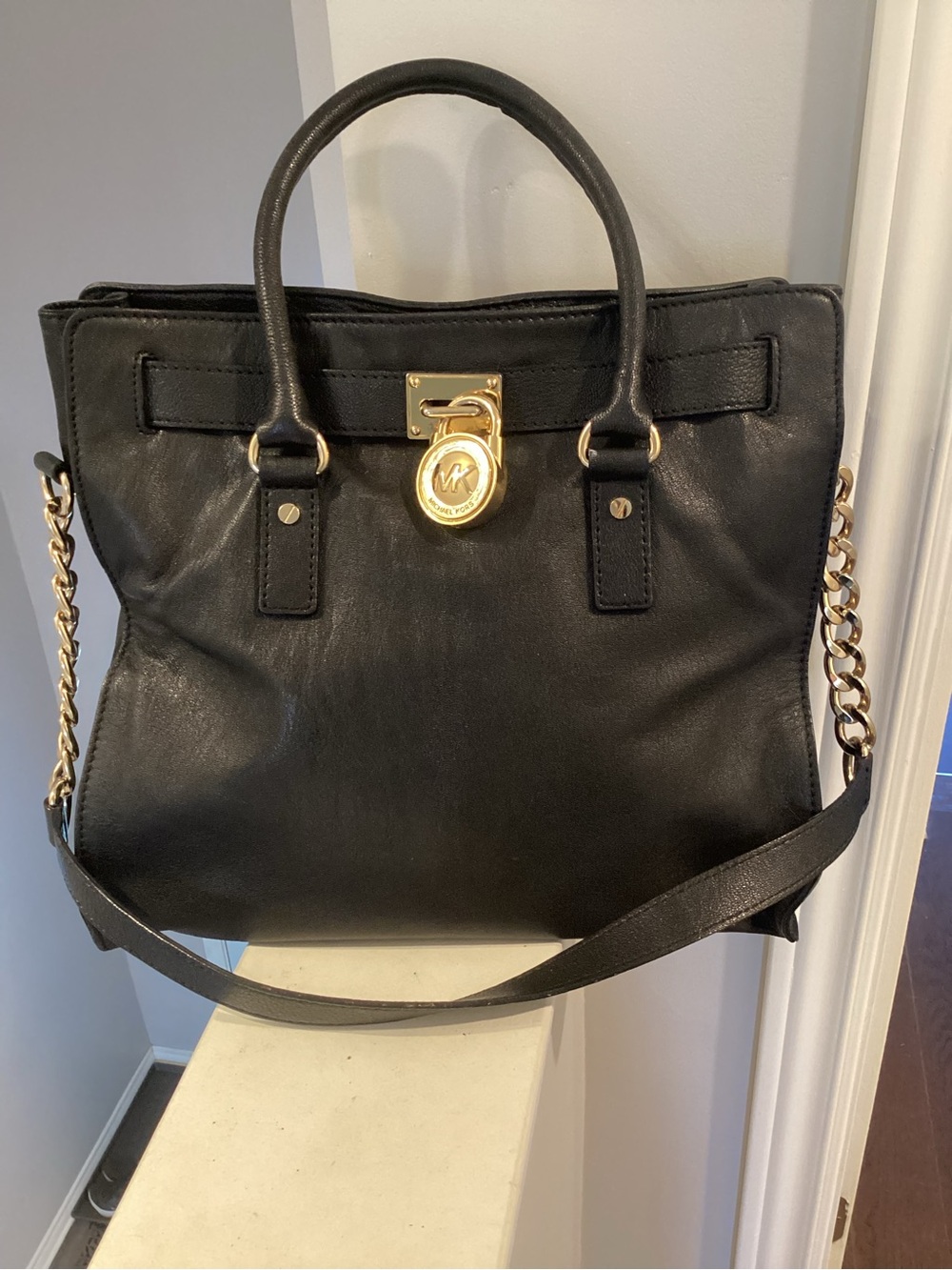 Almost new Genuine Leather Michael Kors Hamilton Bag